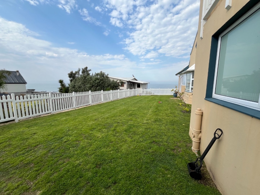 5 Bedroom Property for Sale in Hersham Western Cape
